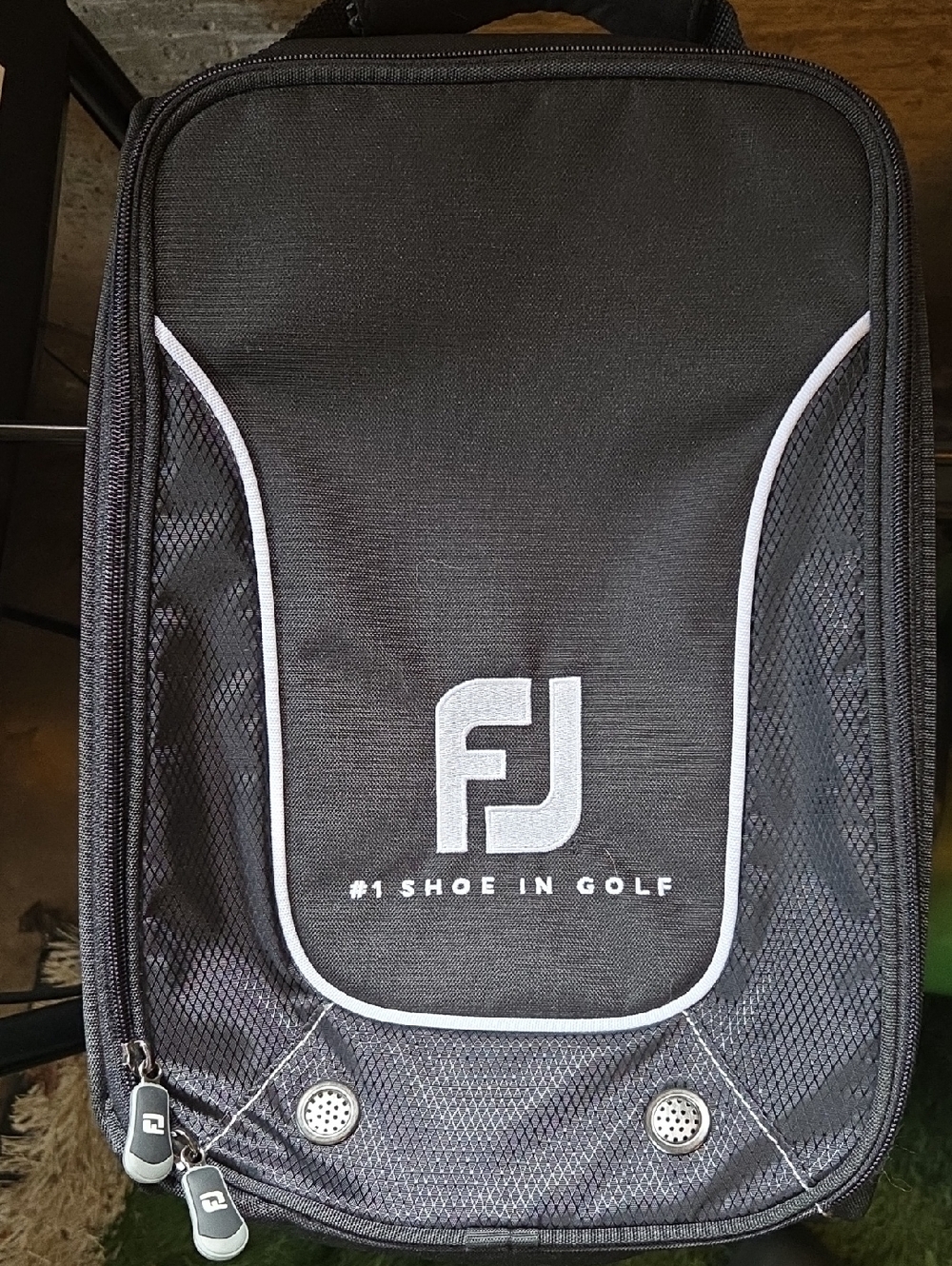 FootJoy Black and White Men’s Shoe Bag